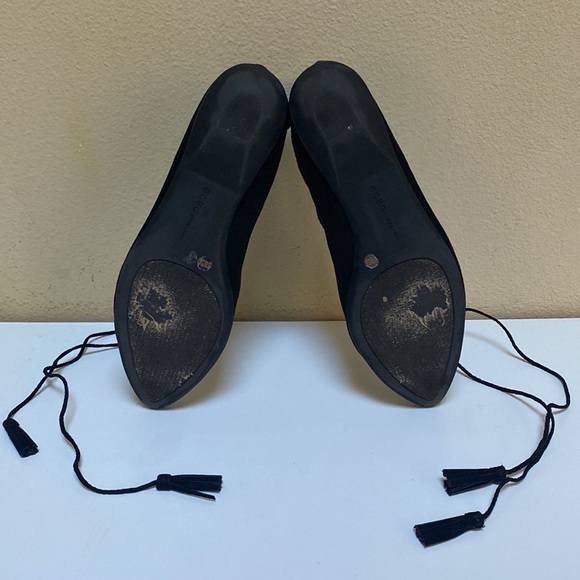 BCBG Black Faux Suede Pointy Toe Crisscross Lace Up Flats Size 8 - Picture 7 of 16